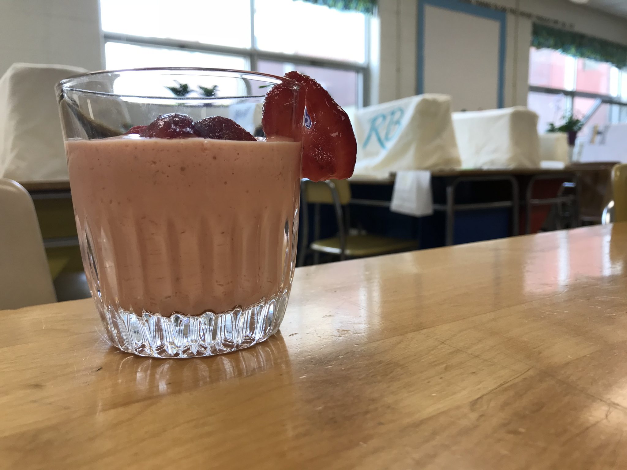 Foods Review – Strawberry Mango Smoothies